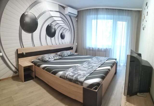 Апартаменты KR Apartments on Mystetsʹka 3 Кривой Рог-4